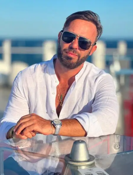 Ready to open your heart to a new relationship?
Chat with Donato! 

ID 53589668731
E