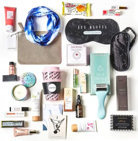 SINGLESSWAG.COM
Best-Selling Full Sized Items from Past Boxes
50 Off
Sho