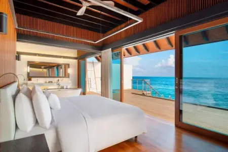 BIT.LY
SleepWell, Stylist Accommodation
Overwater Villa
Book Now
Overwater Villa