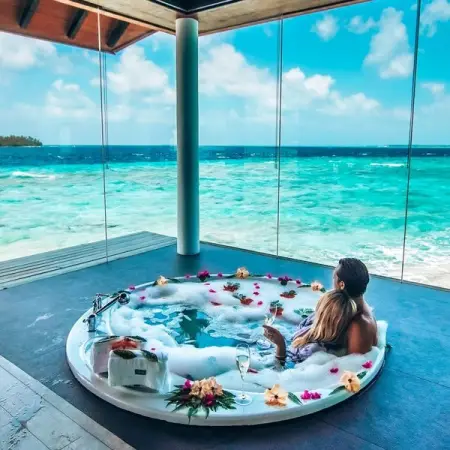 BIT.LY
The Art of Love Experience
Spa Treatment For Two
Book Now
Spa Tr