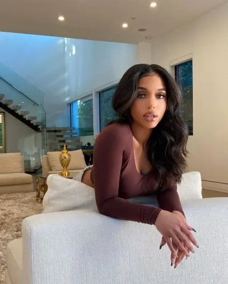 Available incall outcall your room or my apartment verify at imo