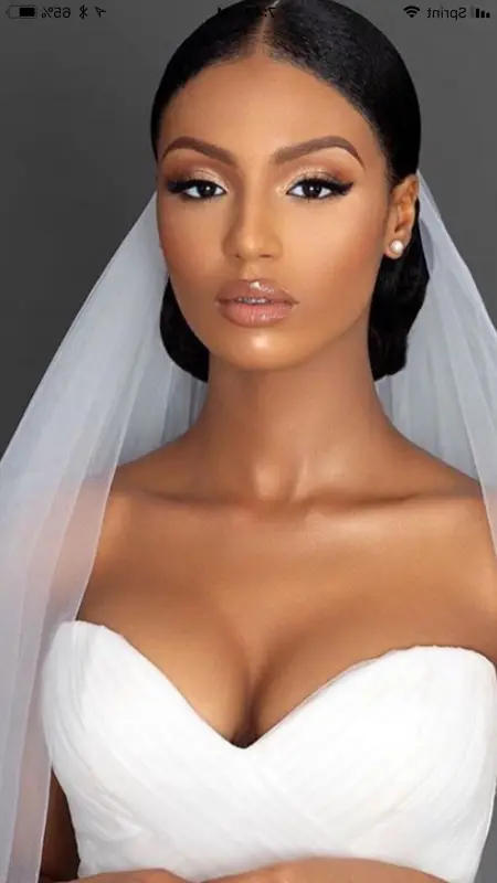 Need elegant statuesque shapely appealing girl for sex?