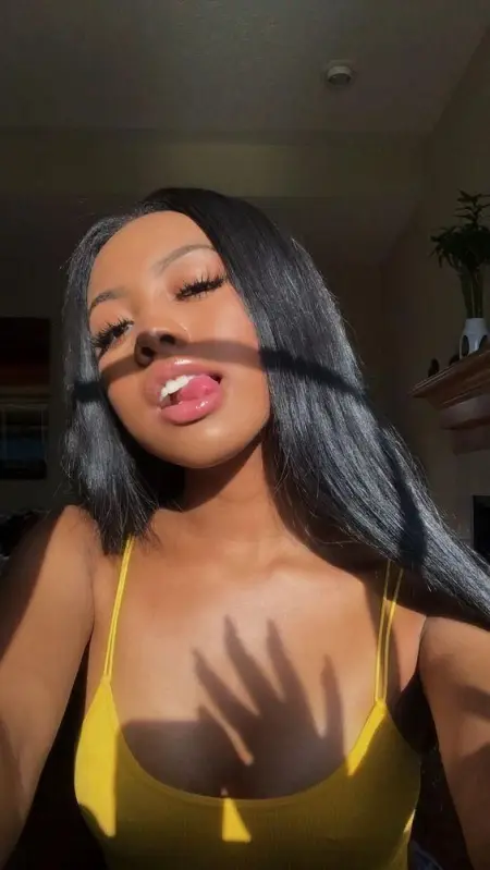 I turn on intercourse who has money