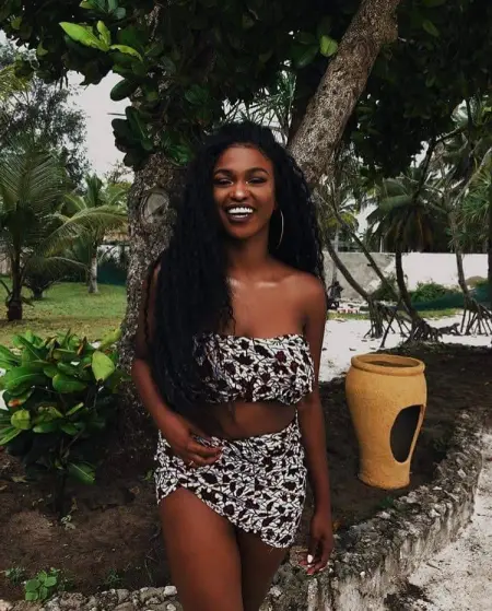 Available incall outcall your room or my room verify at video call