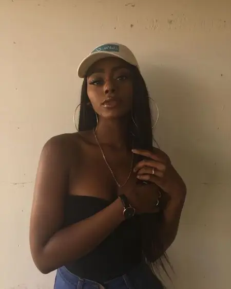 My name is Vera need sex and money