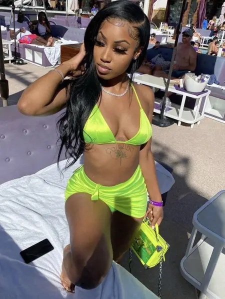 Hooker offers old man happy ending for money