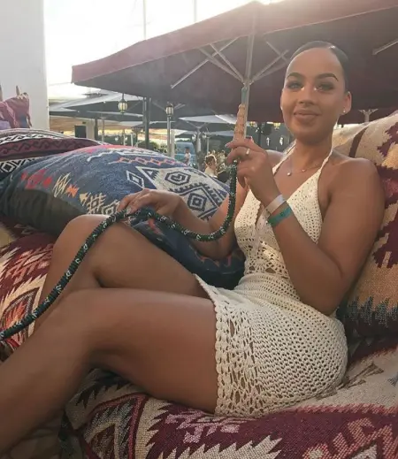 Is there anyone for a second relation? touch me I am selfish