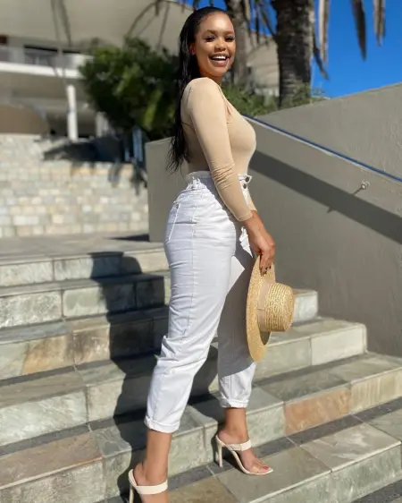 I am a accountant mother need some money