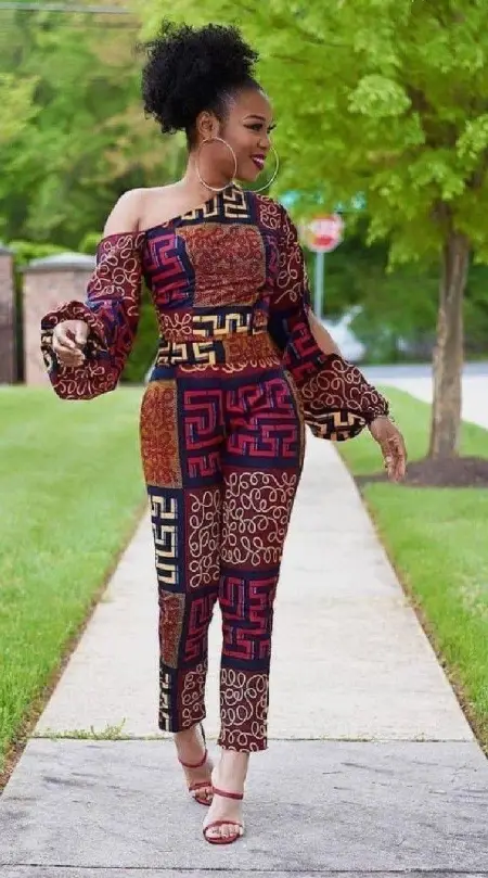 Is there anyone for a 69 sex?