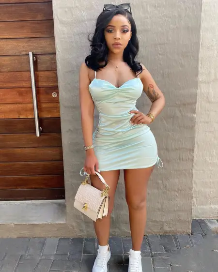 free sexI am 43 Year,s_older Beautiful Women Enjoy with me  