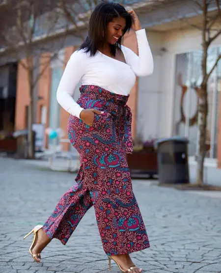 I only accept cash at the door call me lets have the best time of your life