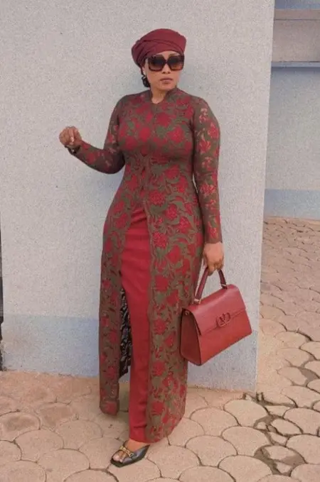  Older Mom Looking For Unlimited Fun  