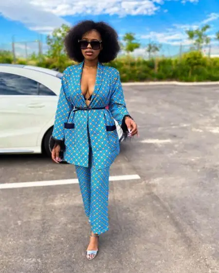 I will give you my full Handjob 69,Fingering,Cum in my face 