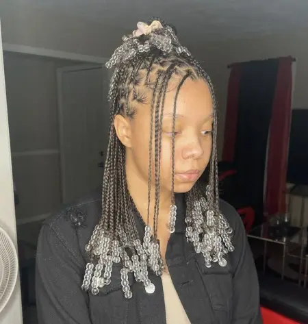 I offer both incallout call  sex  Gangbang  Car date  ETC I also sell my sex videos