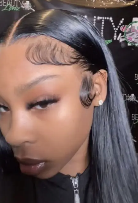 AVAILABLE NOW HMU FOR FUN AND NAUGHTY STUFFS HMU