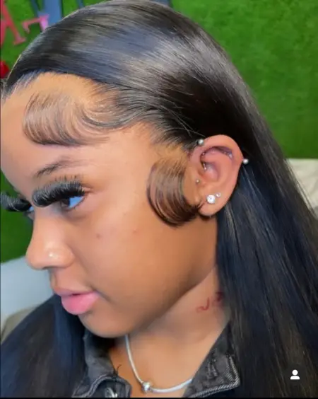 AVAILABLE NOW HMU FOR FUN AND NAUGHTY STUFFS HMU