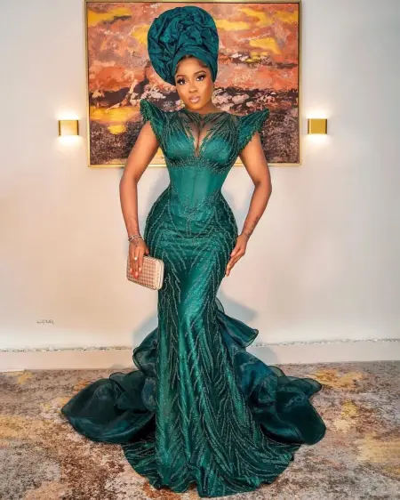 AVAILABLE FOR HOOKUPNO GAMES