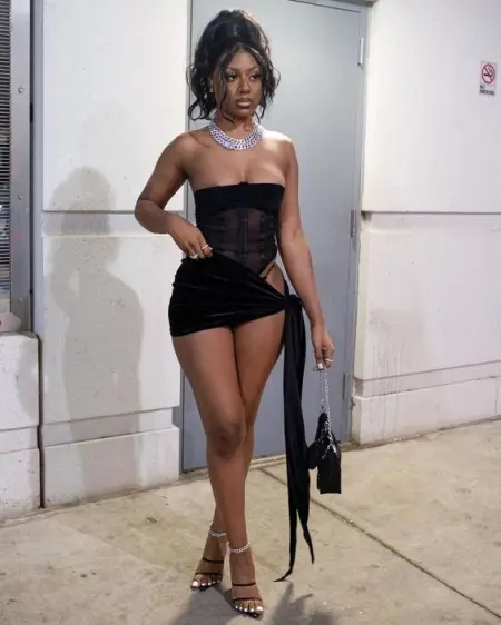 Is there anyone for cheating? inbox me I am wilder for it