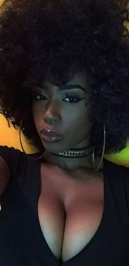 Need marvelous classy elegant sublime girl for fun?