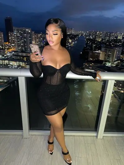 I am lonely female curious for easy money