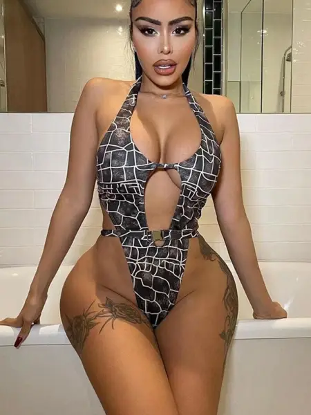 I am roaming quick hooker hunting for room and pocket money