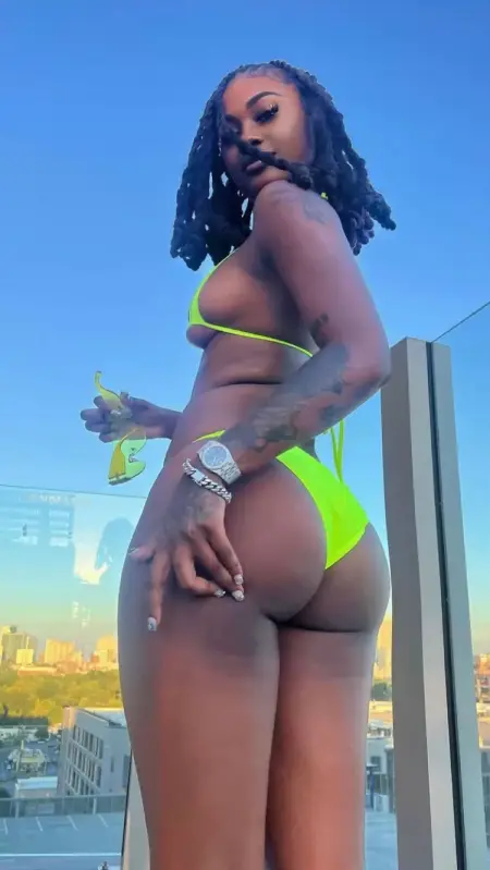 Digital fuck minimum 50 min fixed rate with SnapChat