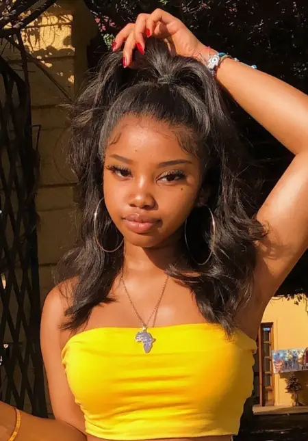 I am a hotel lady need some money