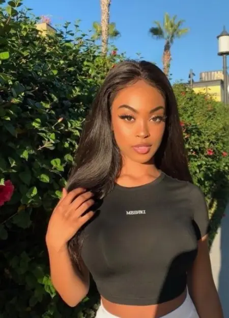 Need delightful wonderful alluring resplendent girl for fun?