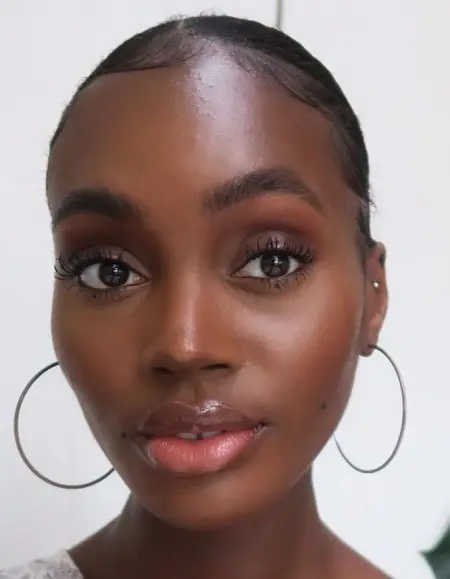 I am roaming paid girl going after money for fun