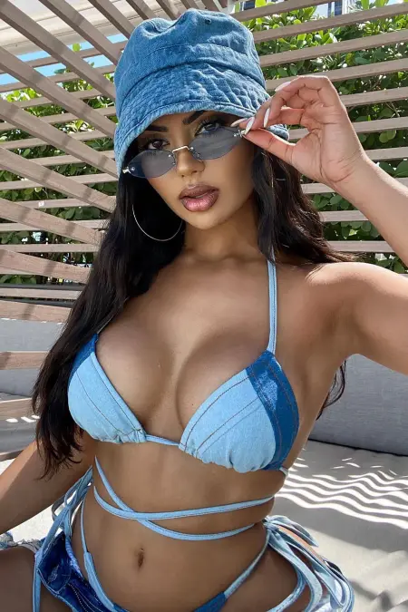 I am a dropped out sexy girl need some money for sex