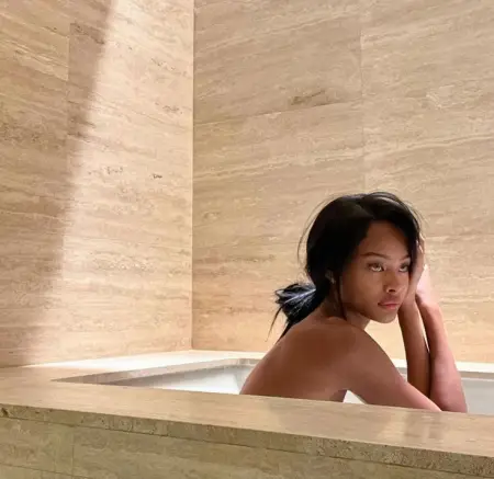 100 REAL PRETTY WET GIRL SAFE LEG IT SKILLED