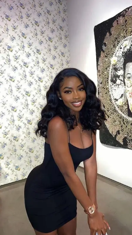 I am from Guinea new here for sex fun money