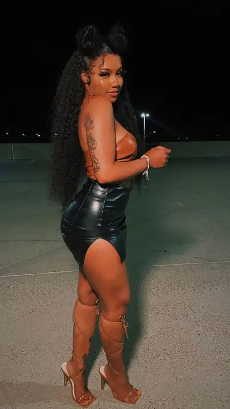 I am lucrative lady curious for any job