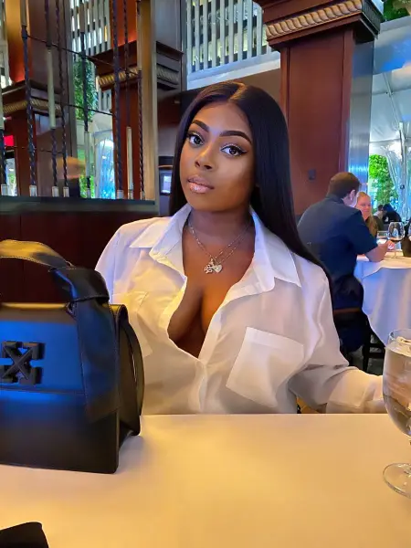 Need admirable exquisite stunning pulchritudinous girl for sex?