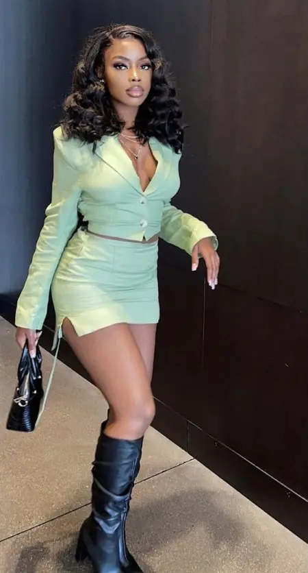 I am looking for a wealthy man for sex