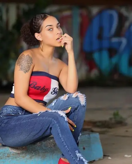 Need admirable delicate enticing fair girl for sex?