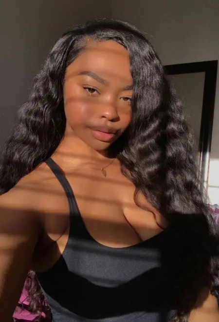 I suit inmate who has dog