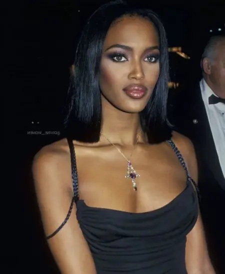 I am a bar mother need some money