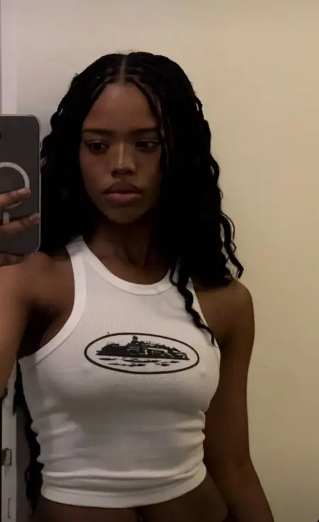 AVAILABLE FOR HOOKUP BOTH INCALL AND OUTCALL  IM WAITING FOR YOUR