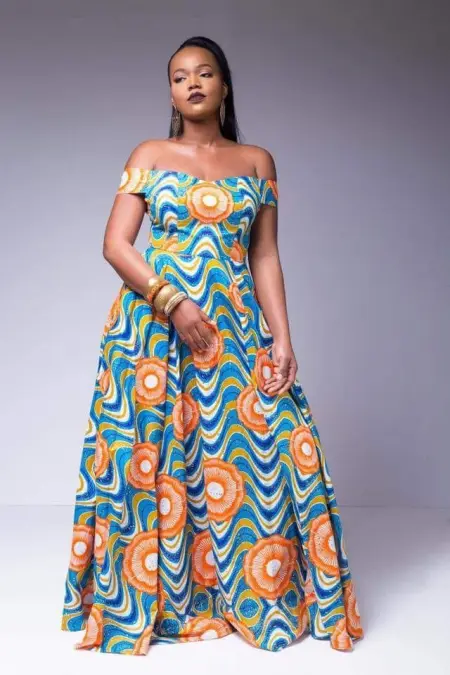 HI GENTLEMAN IM SUPER SWEET  SOFT THE ULTIMATE EXPERIENCE GOOD SERVICES AND CHEAP MATURE, DISCREET, PROFESSIONAL, ALWAYS