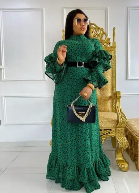 PROFESSIONAL HOOKER I do IN