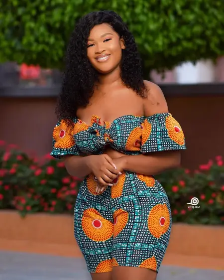 ASIAN CUTIE WITH TIGHT PINKPUSSY WANNA FUCK AND MAKE YOU CUM