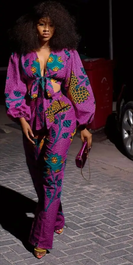 Available for hookup , service includes blow job ,anal sex, car sex ,sex with condom or without condom 