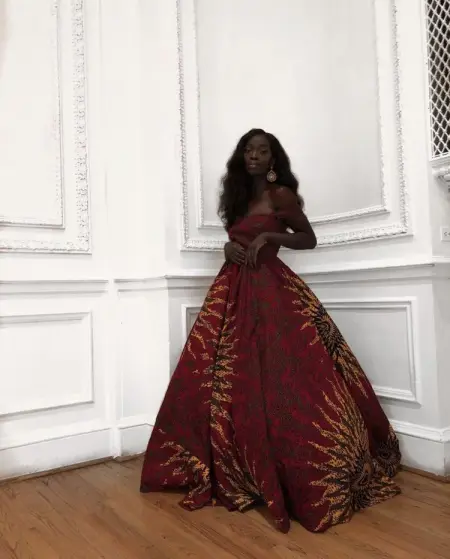 freakiest girl in town . I do IN