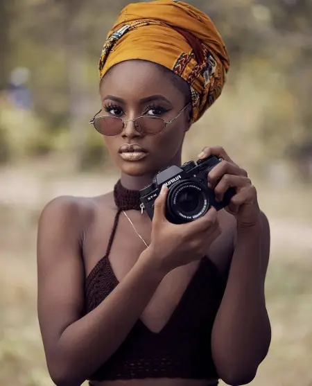 AVAILABLE FOR HOOKUP BOTH IN