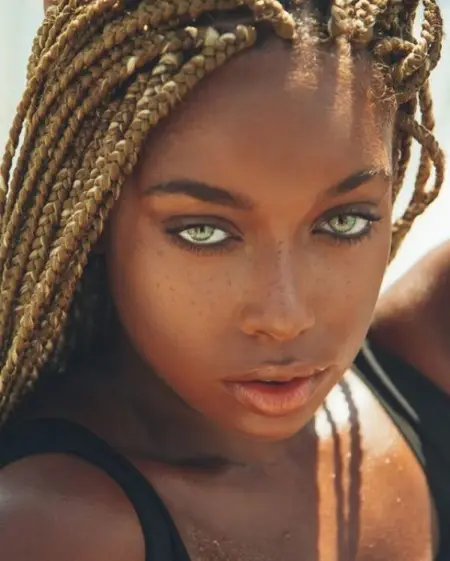 Available for hook up and fun 