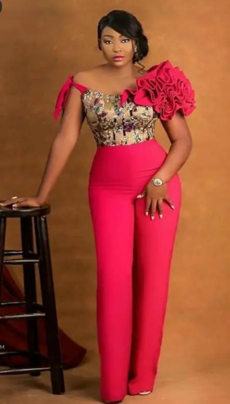 Am horny and needs some fuck