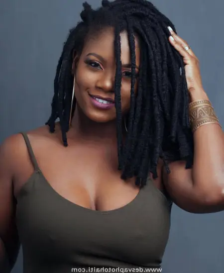 beauteous lovely fascinating stunning girl. freakiest girl in town . IN