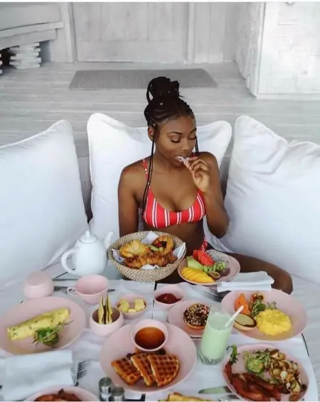 ARE YOU SICK  OF FAKE ADS? IM AVAILABLE STRICTLY FOR ADULT FUN  HIT ME UP TO MEET THE REAL ESCORT  NO GAMES NO BS