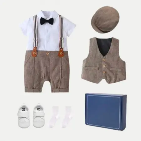 MOMORII.COM
8 Pcs Baby Boy Smart Outfit
This boy outfit contains all the esse